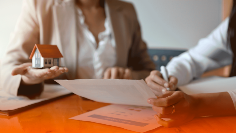Rentar un local comercial: ¿qué documentos necesitas?